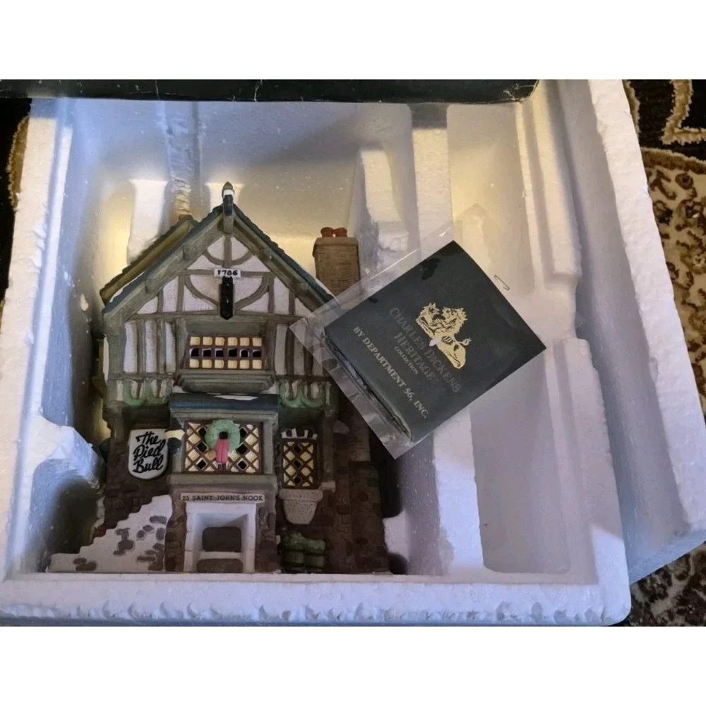 Dept 56 Dickens Village Pied Bull Inn 1993 Lighted Building